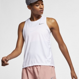 Áo running Nike nữ