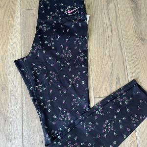 Quần legging