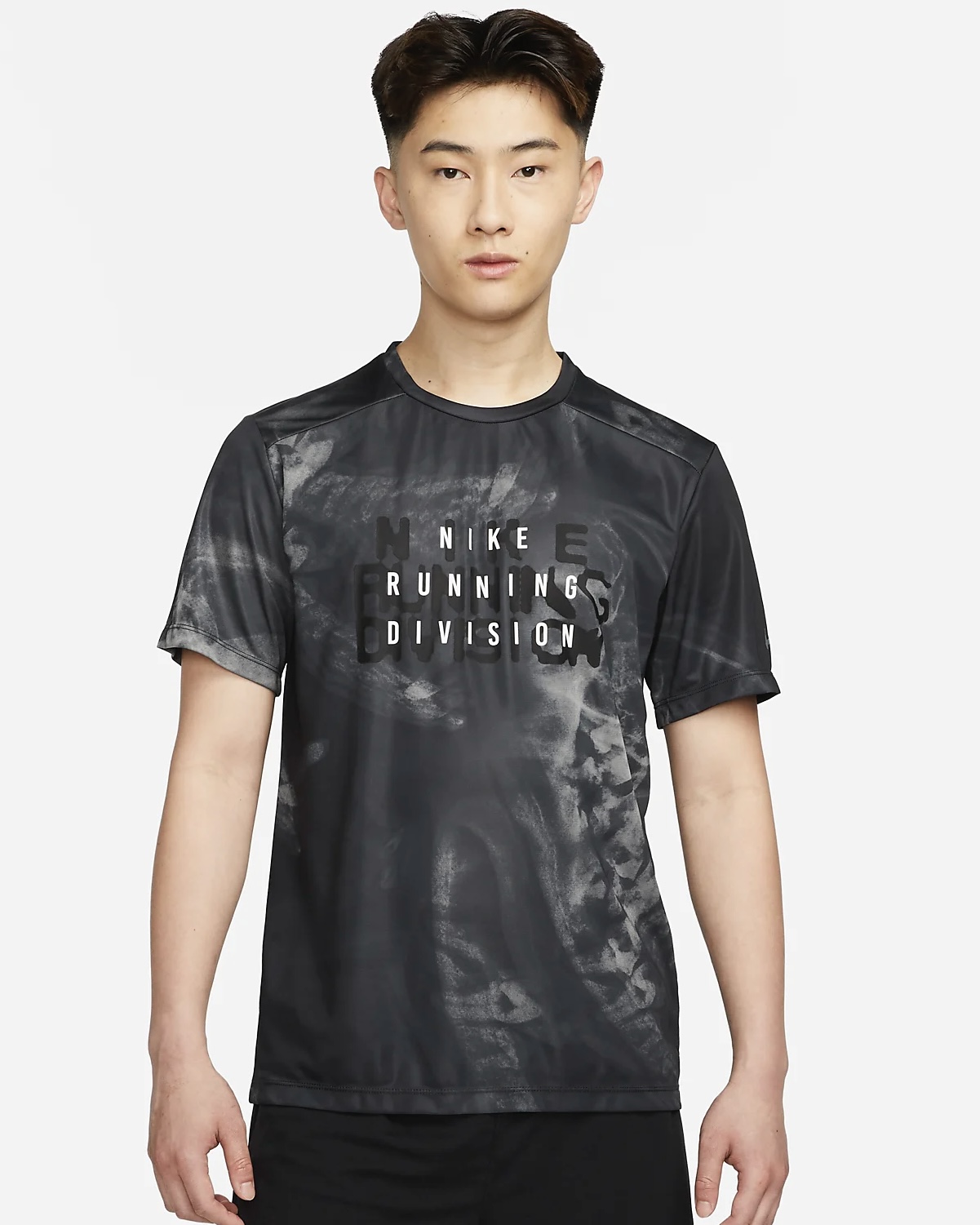 nike rise 365 run division bright mango